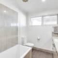 28 Hampton St, NEWTOWN, QLD 4350 AU