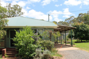 14 Brazier Road, KLEINTON, QLD 4352 AU