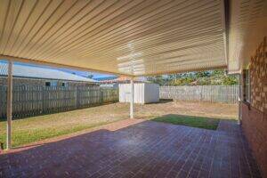 6 Lobwein Ct, MIDDLE RIDGE, QLD 4350 AU