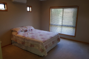 5 Mercedes Drive, CAWDOR, QLD 4352 AU