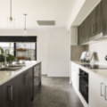 1 Abbeyfeale Circuit, MERINGANDAN WEST, QLD 4352 AU