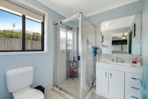 7 Heron Court, KLEINTON, QLD 4352 AU