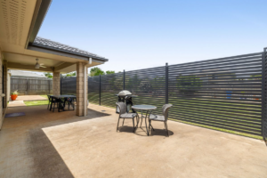 7 Heron Court, KLEINTON, QLD 4352 AU