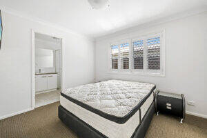 2/7 Gostwyck St, NEWTOWN, QLD 4350 AU