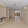 1/373 Greenwattle St, WILSONTON, QLD 4350 AU