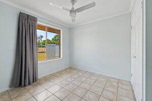 23 School St, HELIDON, QLD 4344 AU