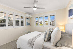 49 Dunmore St, EAST TOOWOOMBA, QLD 4350 AU