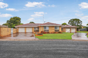 15 – 17 Brolga Cres, HARRISTOWN, QLD 4350