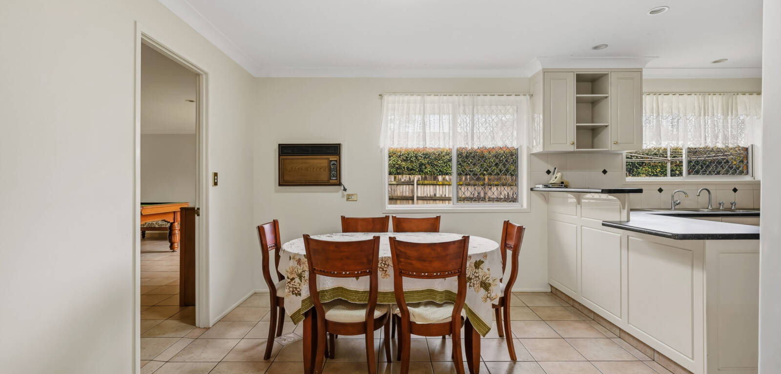 15 - 17 Brolga Cres, HARRISTOWN, QLD 4350 AU