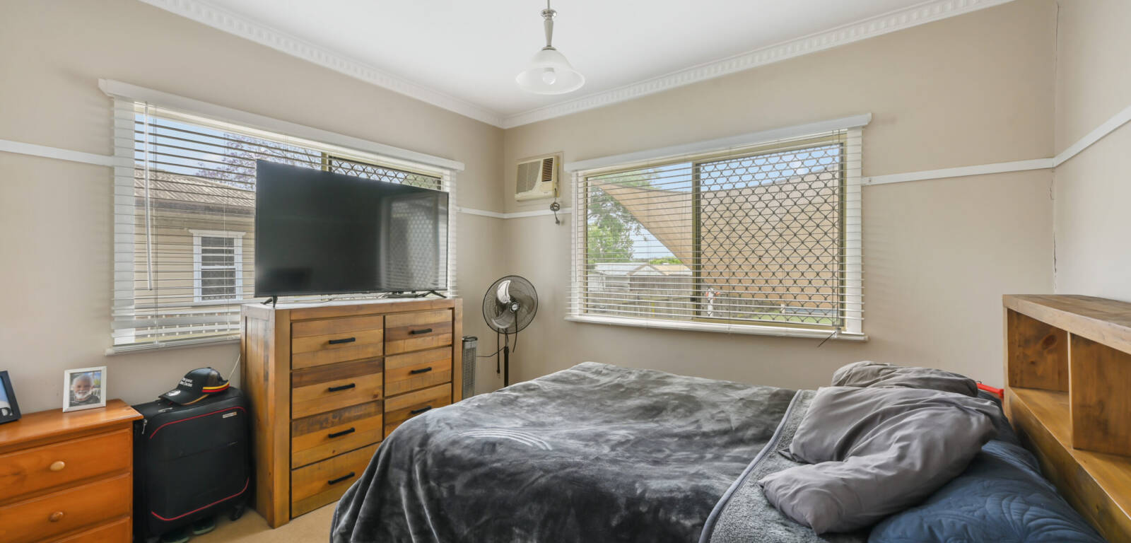 12 goodwood st, NEWTOWN, QLD 4350 AU