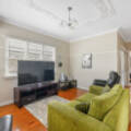 12 goodwood st, NEWTOWN, QLD 4350 AU