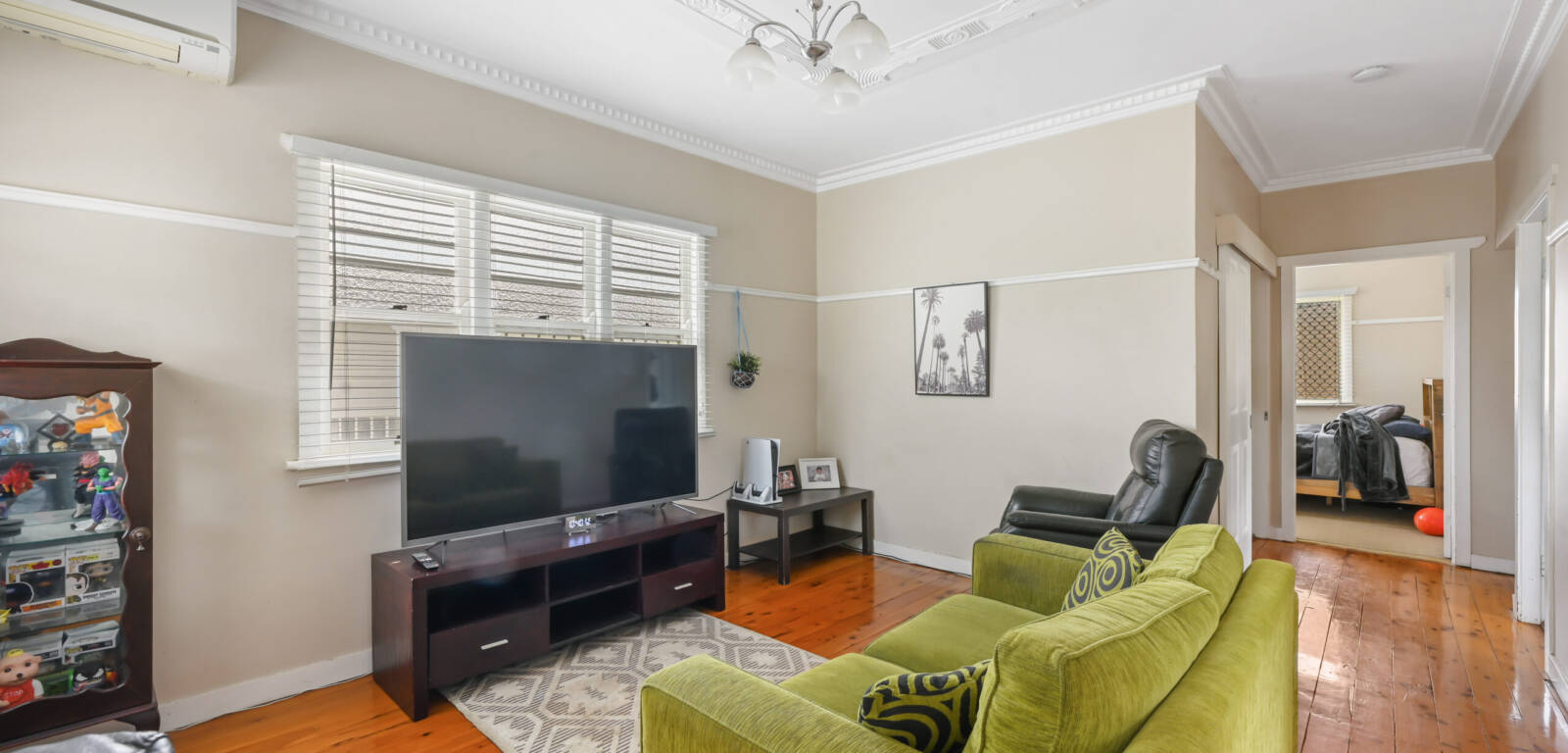 12 goodwood st, NEWTOWN, QLD 4350 AU