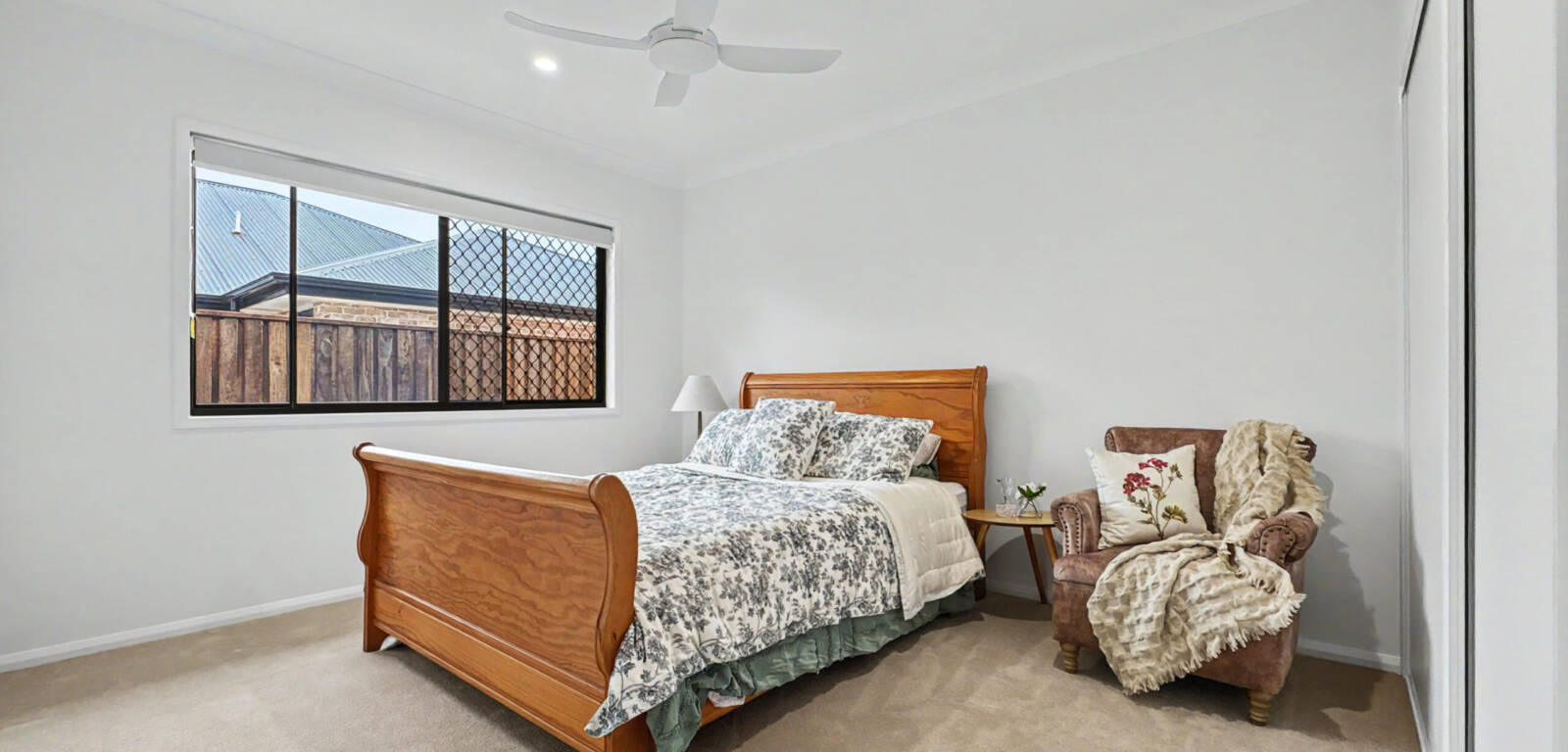10 Pickering St, HIGHFIELDS, QLD 4352 AU