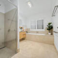 10 Pickering St, HIGHFIELDS, QLD 4352 AU